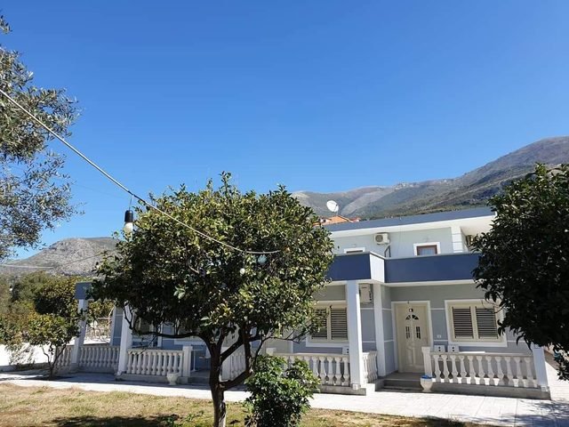 Foto e Aparthotel Fitimit